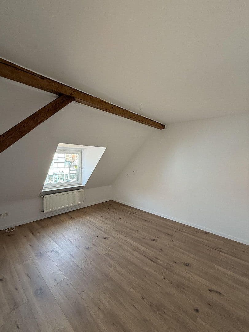 Pronájem bytu 5+1 147 m², Hermannstraße, Lauf an der Pegnitz, Bavorsko Pronájem bytu 5+1 147 m², Hermannstraße, Lauf an der Pegnitz, Bavorsko