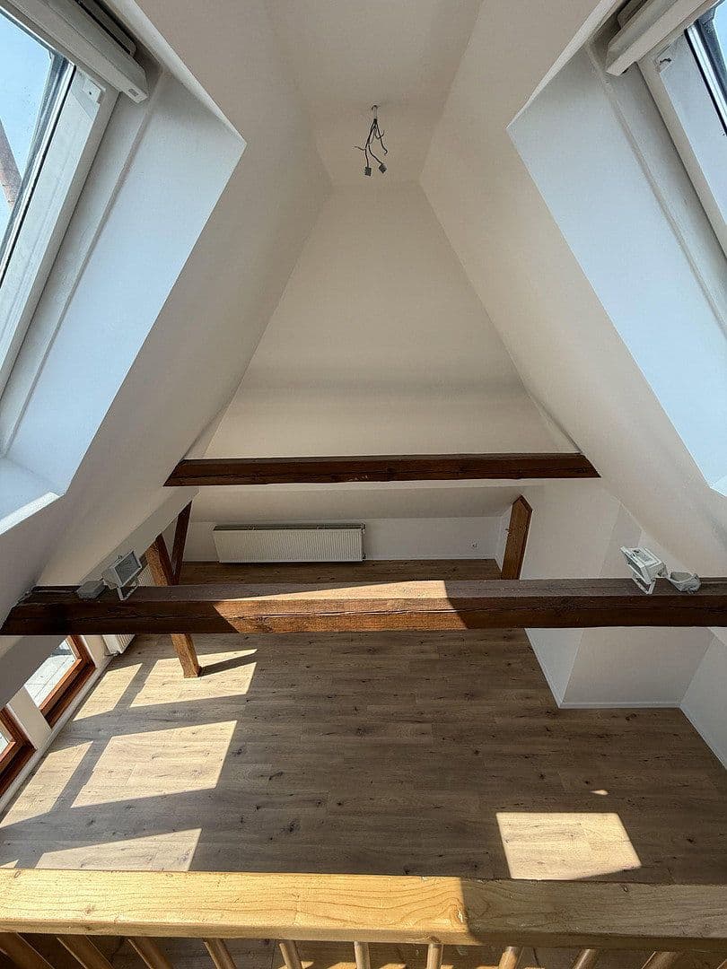 Pronájem bytu 5+1 147 m², Hermannstraße, Lauf an der Pegnitz, Bavorsko Pronájem bytu 5+1 147 m², Hermannstraße, Lauf an der Pegnitz, Bavorsko
