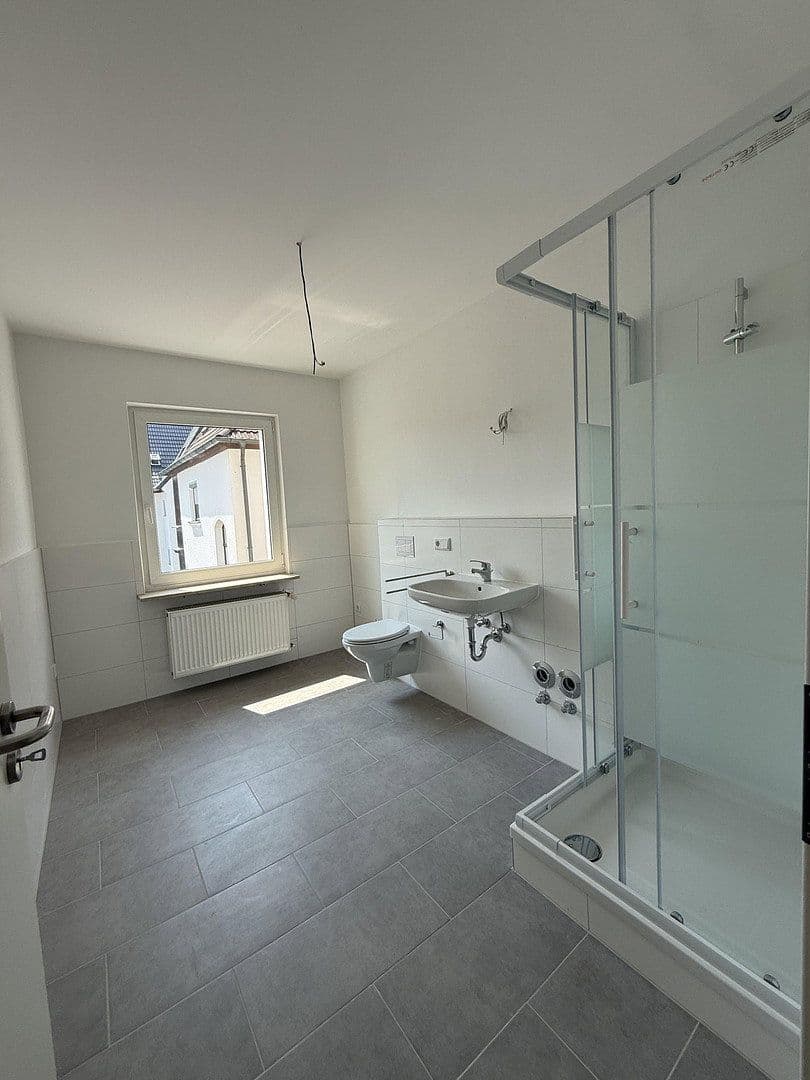 Pronájem bytu 3+1 89 m², Hermannstraße, Lauf an der Pegnitz, Bavorsko Pronájem bytu 3+1 89 m², Hermannstraße, Lauf an der Pegnitz, Bavorsko