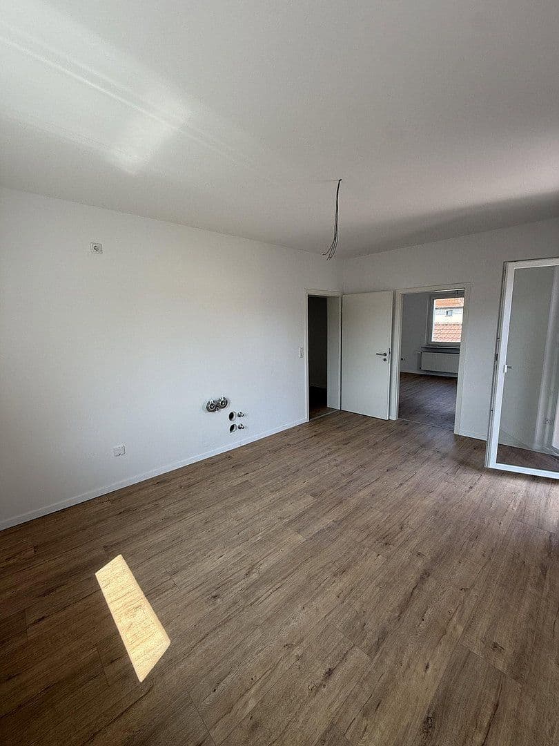 Pronájem bytu 3+1 89 m², Hermannstraße, Lauf an der Pegnitz, Bavorsko Pronájem bytu 3+1 89 m², Hermannstraße, Lauf an der Pegnitz, Bavorsko