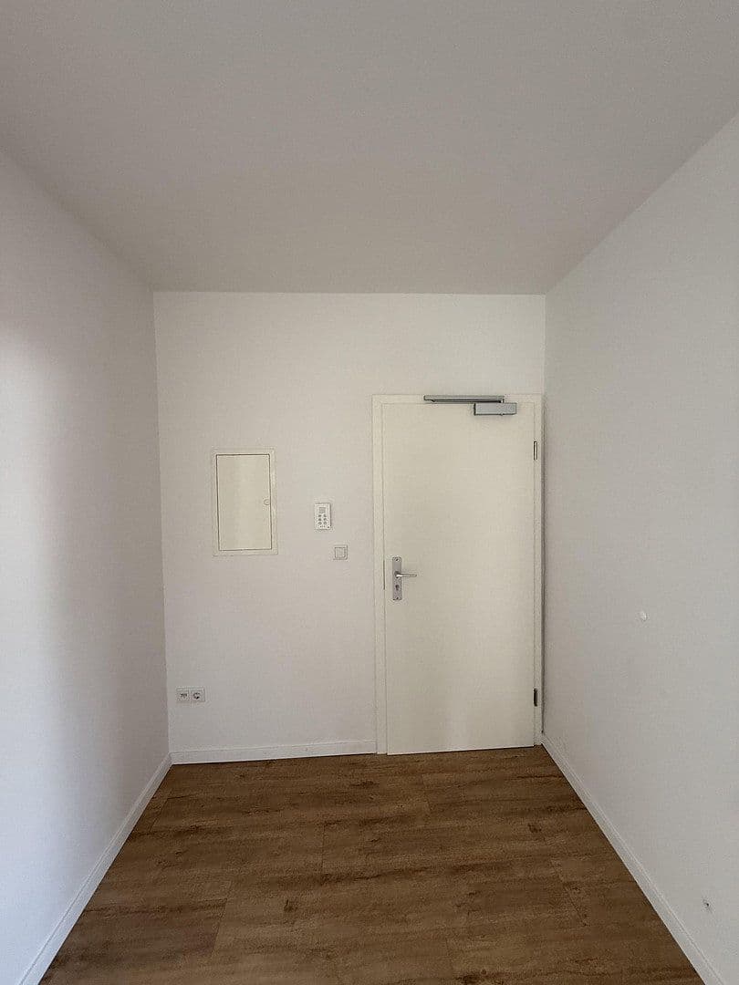Pronájem bytu 3+1 89 m², Hermannstraße, Lauf an der Pegnitz, Bavorsko Pronájem bytu 3+1 89 m², Hermannstraße, Lauf an der Pegnitz, Bavorsko