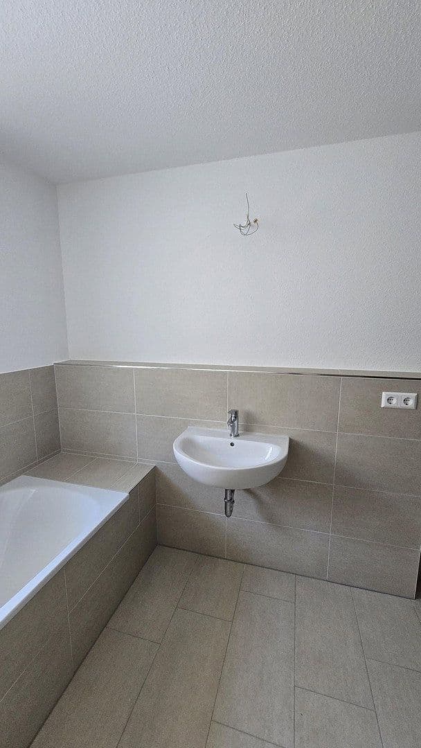 Pronájem domu 125 m², pozemek 168 m², Herbolzheimer Straße 26f, Herbolzheim, Bádensko-Württembersko Pronájem domu 125 m², pozemek 168 m², Herbolzheimer Straße 26f, Herbolzheim, Bádensko-Württembersko