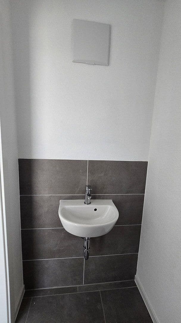 Pronájem domu 125 m², pozemek 168 m², Herbolzheimer Straße 26f, Herbolzheim, Bádensko-Württembersko Pronájem domu 125 m², pozemek 168 m², Herbolzheimer Straße 26f, Herbolzheim, Bádensko-Württembersko