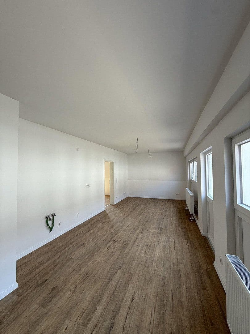 Pronájem bytu 3+1 71 m², Hermannstraße, Lauf an der Pegnitz, Bavorsko Pronájem bytu 3+1 71 m², Hermannstraße, Lauf an der Pegnitz, Bavorsko