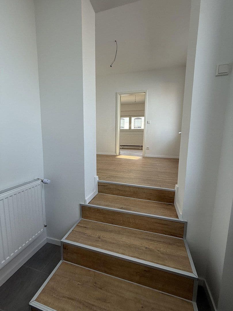 Pronájem bytu 3+1 71 m², Hermannstraße, Lauf an der Pegnitz, Bavorsko Pronájem bytu 3+1 71 m², Hermannstraße, Lauf an der Pegnitz, Bavorsko