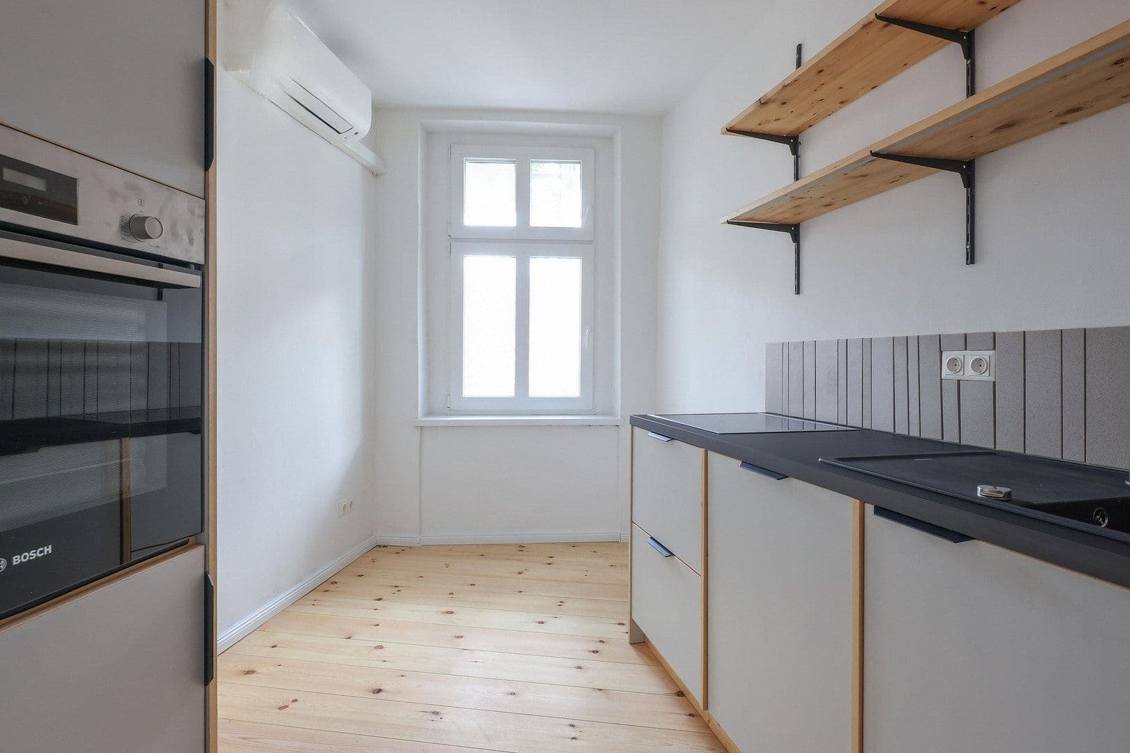 Pronájem bytu 2+1 68 m², Holländerstraße 24, Berlin, Berlín Pronájem bytu 2+1 68 m², Holländerstraße 24, Berlin, Berlín