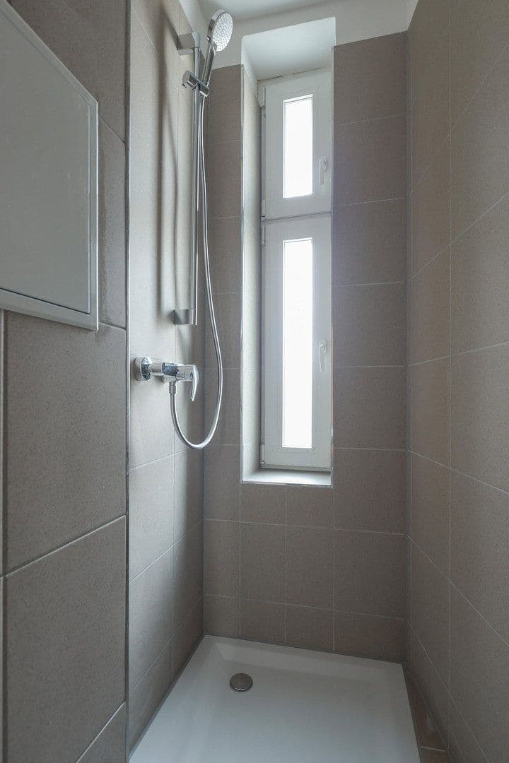 Pronájem bytu 2+1 68 m², Holländerstraße 24, Berlin, Berlín Pronájem bytu 2+1 68 m², Holländerstraße 24, Berlin, Berlín