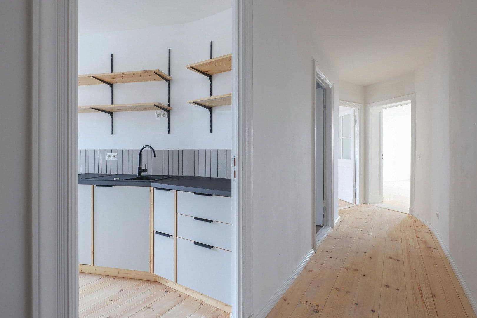 Pronájem bytu 2+1 68 m², Holländerstraße 24, Berlin, Berlín Pronájem bytu 2+1 68 m², Holländerstraße 24, Berlin, Berlín