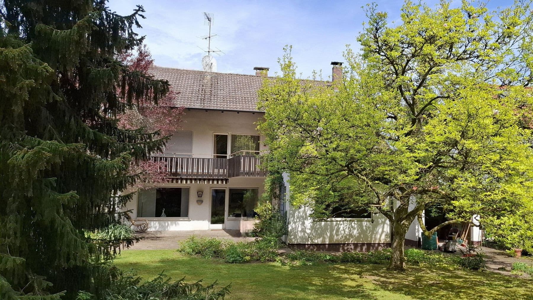 Prodej domu 160 m², pozemek 997 m², Spardorf, Bavorsko Prodej domu 160 m², pozemek 997 m², Spardorf, Bavorsko