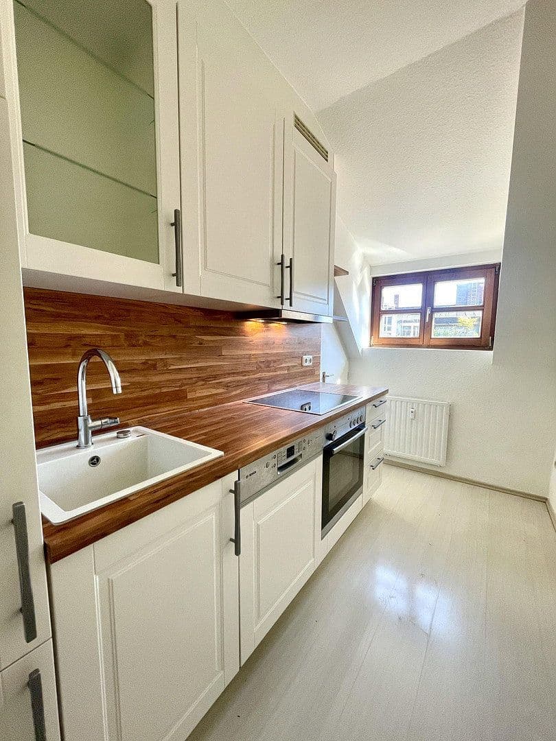Prodej bytu 2+1 57 m², Ganghoferstr. 76, München, Bavorsko Prodej bytu 2+1 57 m², Ganghoferstr. 76, München, Bavorsko