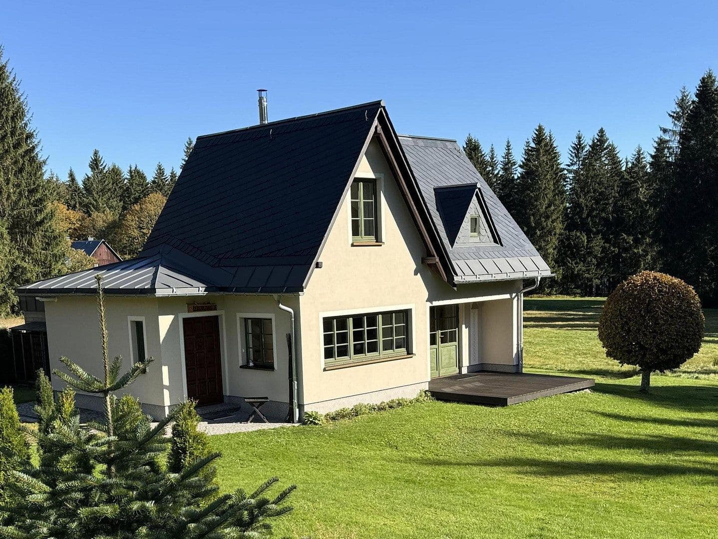 Prodej domu 113 m², pozemek 2.769 m², Eibenstock, Sasko Prodej domu 113 m², pozemek 2.769 m², Eibenstock, Sasko