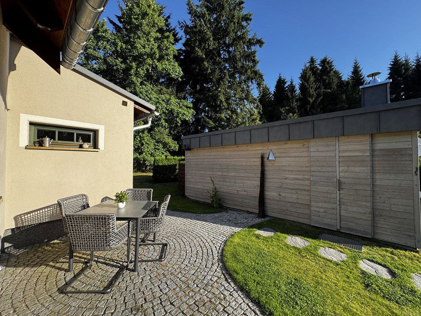 Prodej domu 113 m², pozemek 2.769 m², Eibenstock, Sasko Prodej domu 113 m², pozemek 2.769 m², Eibenstock, Sasko