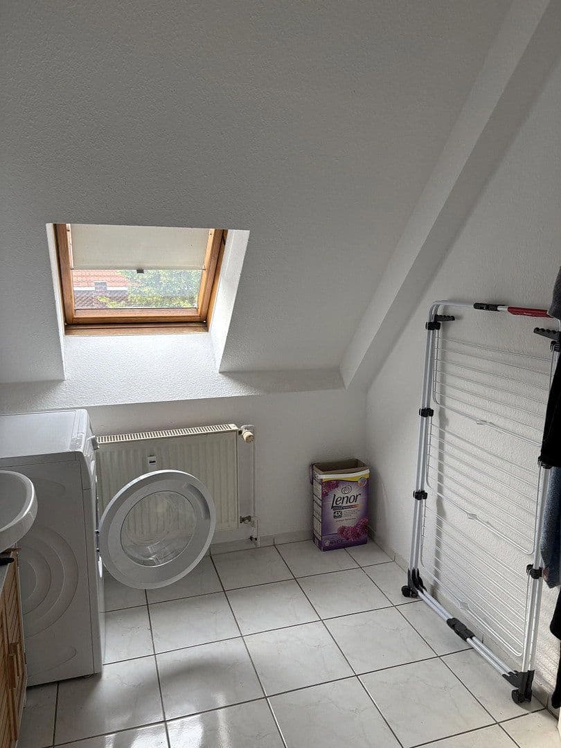 Pronájem bytu 2+1 74 m², Fennstr. 26, Berlin, Berlín Pronájem bytu 2+1 74 m², Fennstr. 26, Berlin, Berlín