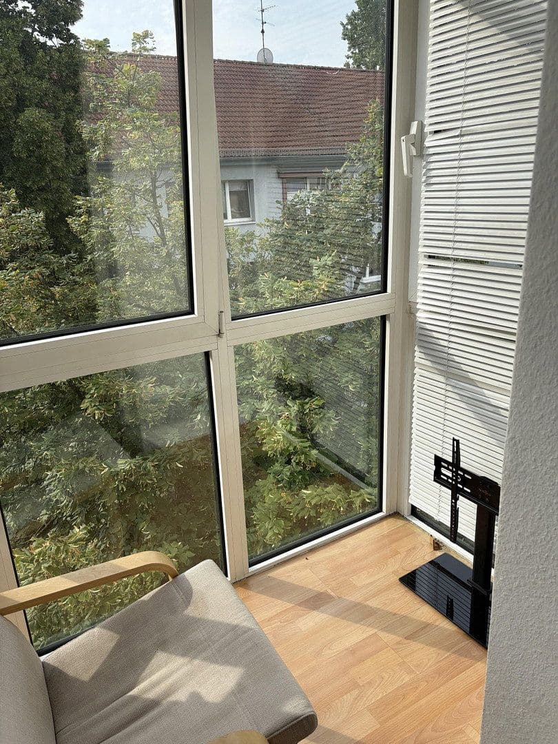 Pronájem bytu 2+1 74 m², Fennstr. 26, Berlin, Berlín Pronájem bytu 2+1 74 m², Fennstr. 26, Berlin, Berlín