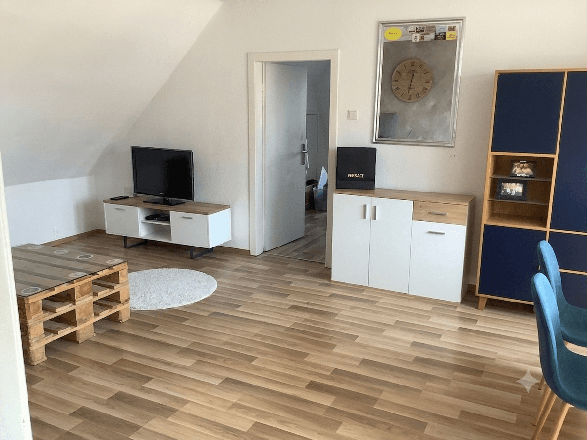 Pronájem bytu 3+1 86 m², Johannisstraße 10/11, Osnabrück, Dolní Sasko Pronájem bytu 3+1 86 m², Johannisstraße 10/11, Osnabrück, Dolní Sasko