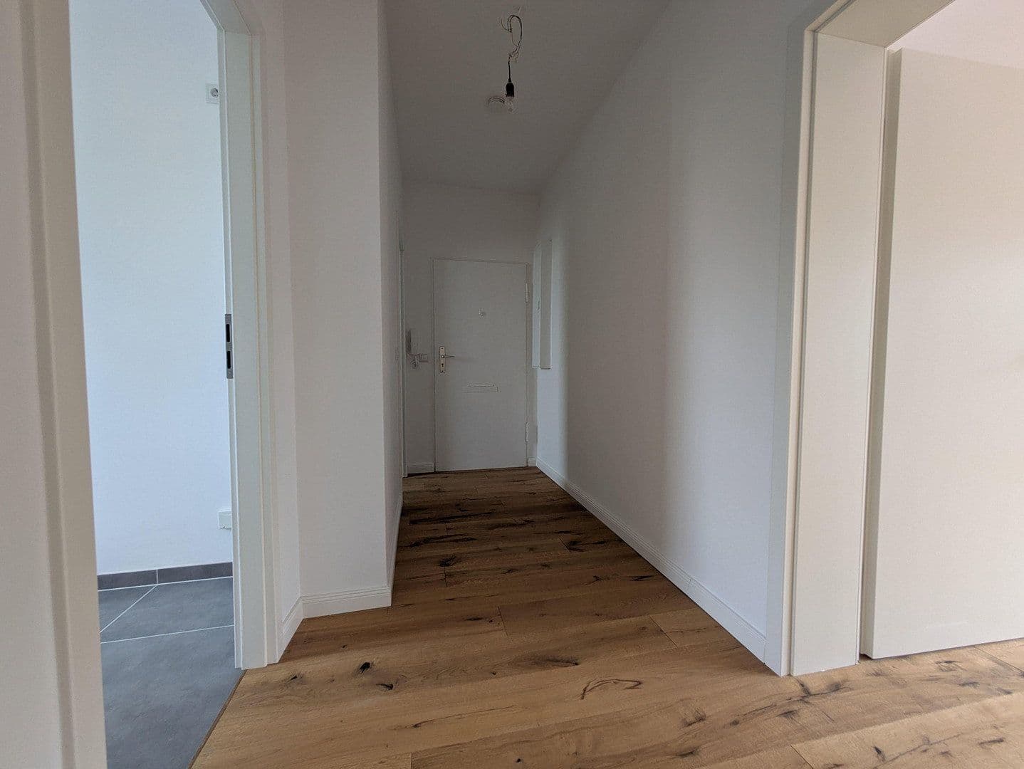 Prodej bytu 2+1 46 m², Simpsonweg 1, Berlin, Berlín Prodej bytu 2+1 46 m², Simpsonweg 1, Berlin, Berlín