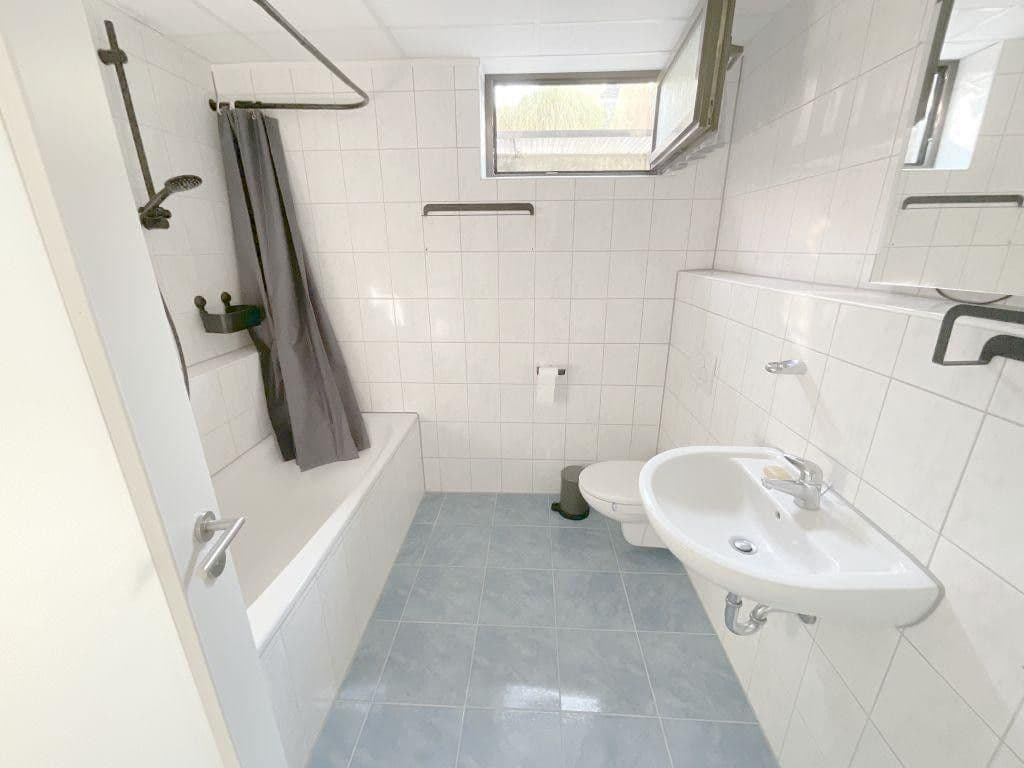 Pronájem bytu 2+1 56 m², Karlsruhe, Bádensko-Württembersko Pronájem bytu 2+1 56 m², Karlsruhe, Bádensko-Württembersko