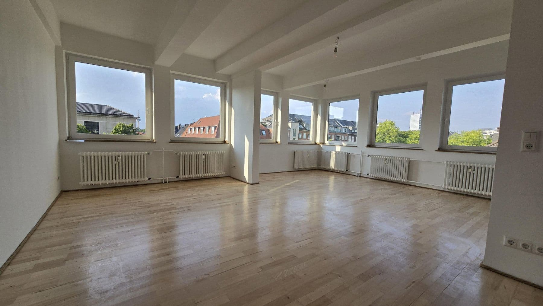Pronájem bytu 5+1 170 m², Kortumstr. xxx, Essen, Severní Porýní-Vestfálsko Pronájem bytu 5+1 170 m², Kortumstr. xxx, Essen, Severní Porýní-Vestfálsko
