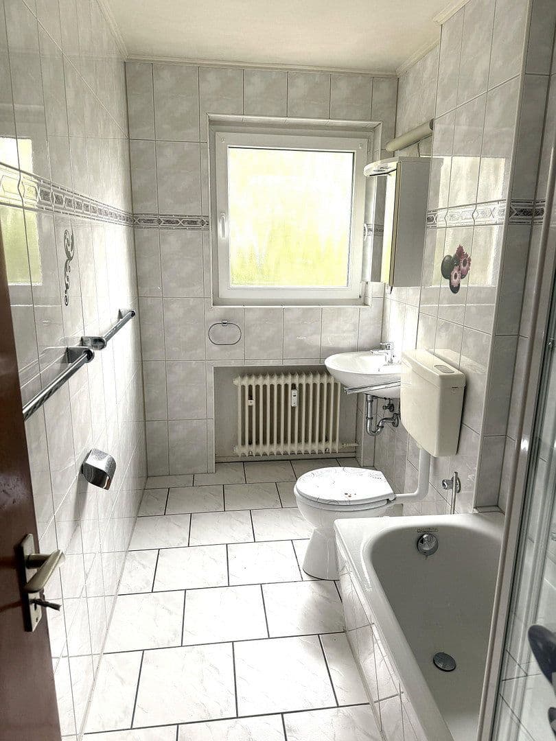 Pronájem bytu 3+1 95 m², Bahnhofstraße 19-21, Castrop-Rauxel, Severní Porýní-Vestfálsko Pronájem bytu 3+1 95 m², Bahnhofstraße 19-21, Castrop-Rauxel, Severní Porýní-Vestfálsko
