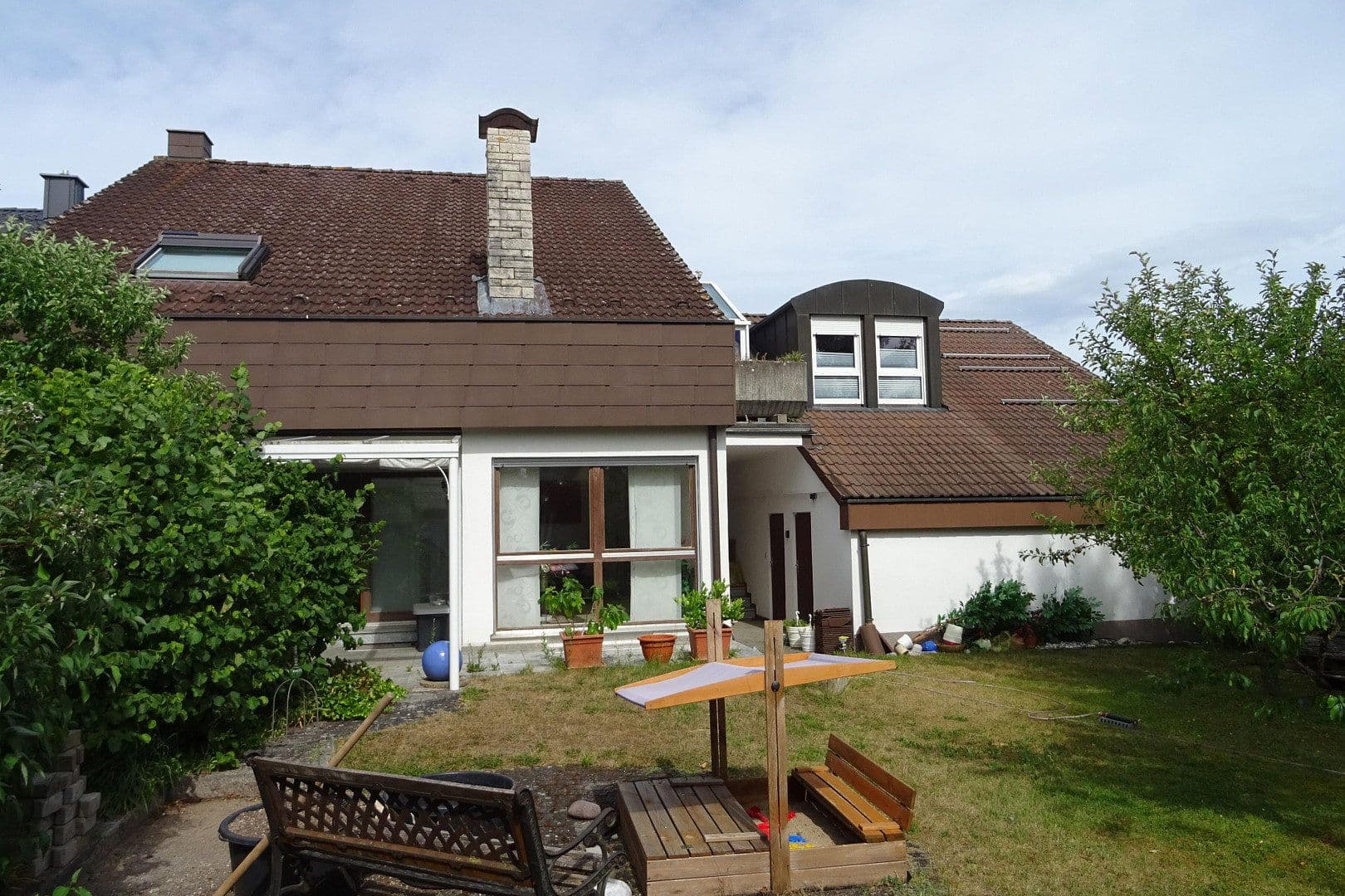 Prodej domu 170 m², pozemek 607 m², Ligusterstr 48, Wendelstein, Bavorsko Prodej domu 170 m², pozemek 607 m², Ligusterstr 48, Wendelstein, Bavorsko