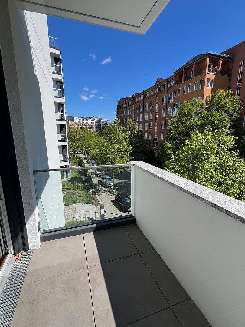 Prodej bytu 4+1 113 m², Heisenbergstraße 3, Berlin, Berlín Prodej bytu 4+1 113 m², Heisenbergstraße 3, Berlin, Berlín