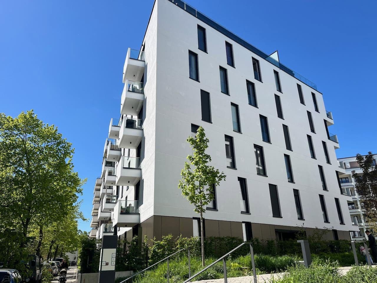 Prodej bytu 4+1 113 m², Heisenbergstraße 3, Berlin, Berlín Prodej bytu 4+1 113 m², Heisenbergstraße 3, Berlin, Berlín