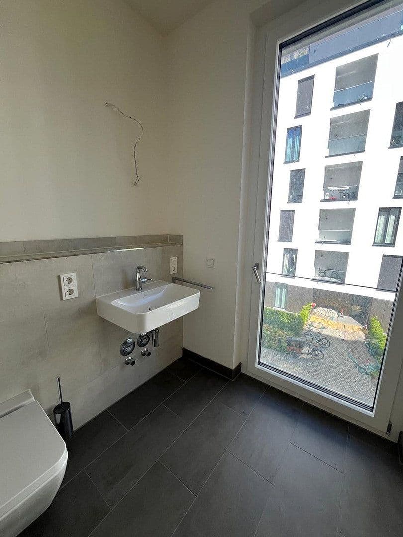 Prodej bytu 4+1 113 m², Heisenbergstraße 3, Berlin, Berlín Prodej bytu 4+1 113 m², Heisenbergstraße 3, Berlin, Berlín