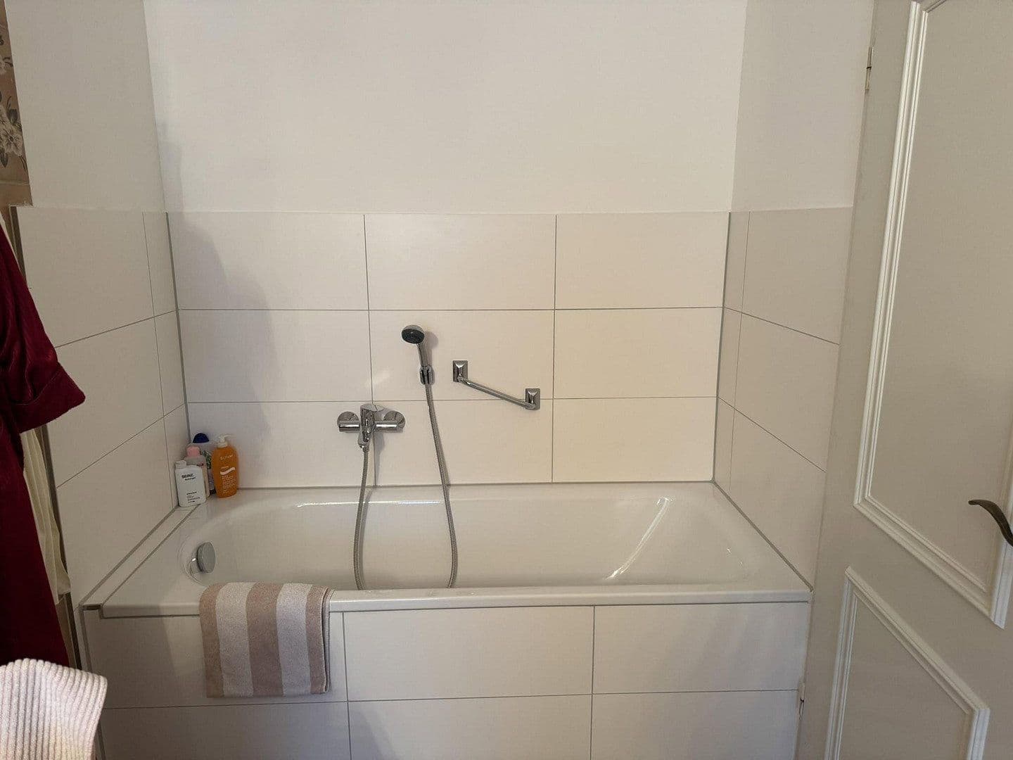 Prodej domu 245 m², pozemek 1.130 m², Am Waldpark, Köln, Severní Porýní-Vestfálsko Prodej domu 245 m², pozemek 1.130 m², Am Waldpark, Köln, Severní Porýní-Vestfálsko