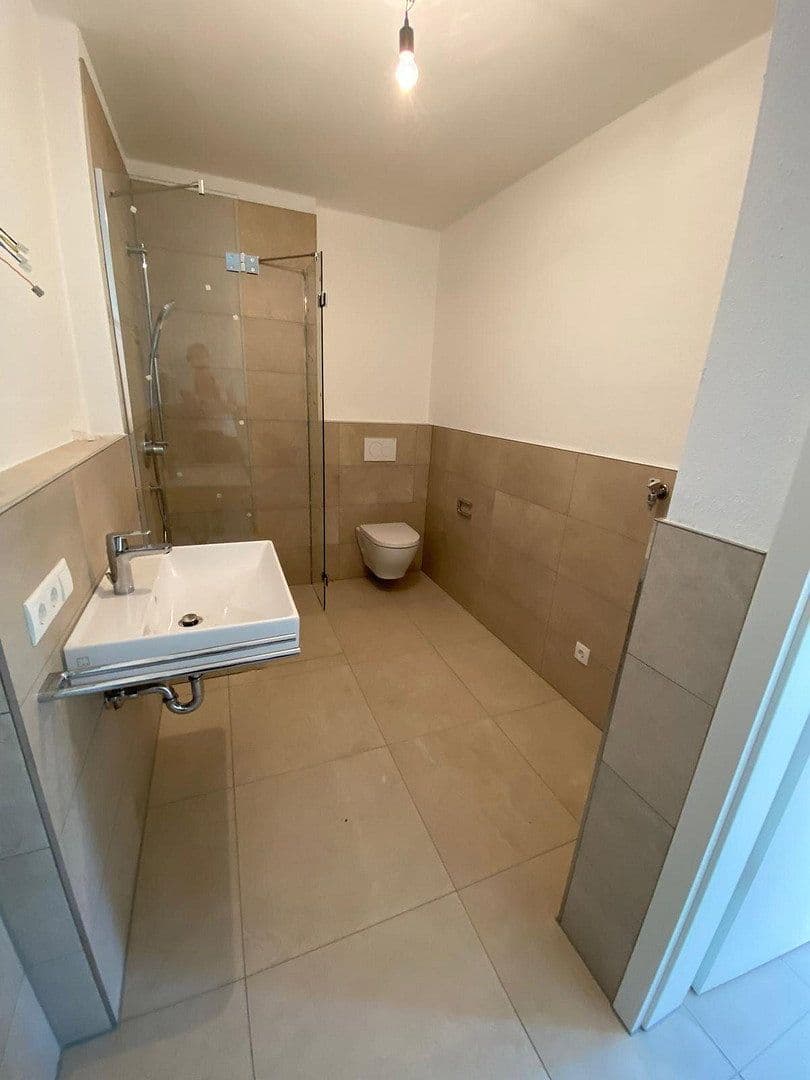 Pronájem bytu 3+1 63 m², Bahnhofstr. 18b, Grafing bei München, Bavorsko Pronájem bytu 3+1 63 m², Bahnhofstr. 18b, Grafing bei München, Bavorsko