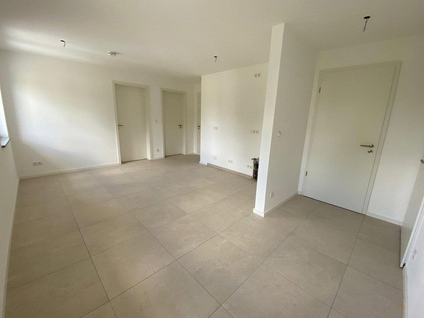 Pronájem bytu 3+1 63 m², Bahnhofstr. 18b, Grafing bei München, Bavorsko Pronájem bytu 3+1 63 m², Bahnhofstr. 18b, Grafing bei München, Bavorsko