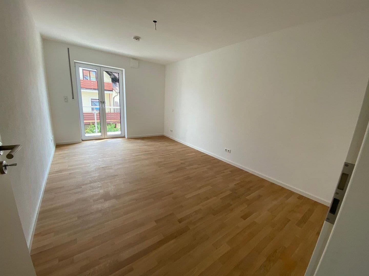 Pronájem bytu 3+1 63 m², Bahnhofstr. 18b, Grafing bei München, Bavorsko Pronájem bytu 3+1 63 m², Bahnhofstr. 18b, Grafing bei München, Bavorsko