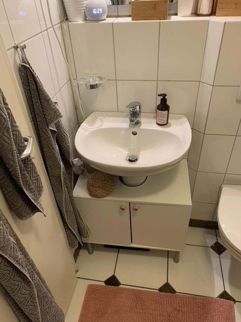 Pronájem bytu 1+1 24 m², Düsseldorf, Severní Porýní-Vestfálsko Pronájem bytu 1+1 24 m², Düsseldorf, Severní Porýní-Vestfálsko