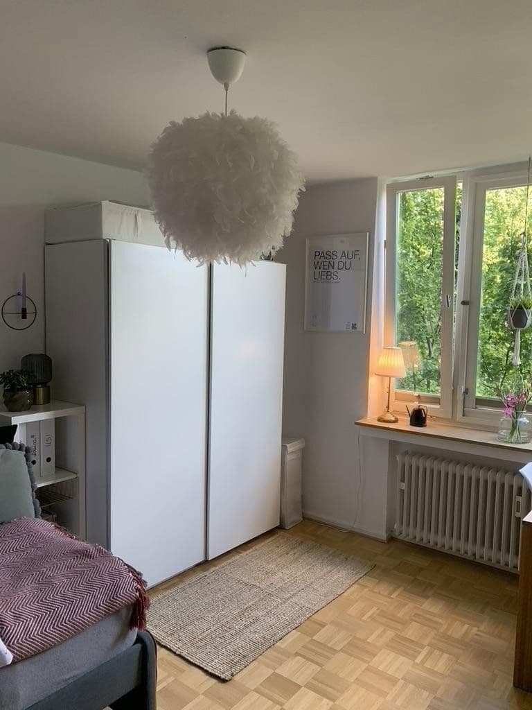 Pronájem bytu 1+1 24 m², Düsseldorf, Severní Porýní-Vestfálsko Pronájem bytu 1+1 24 m², Düsseldorf, Severní Porýní-Vestfálsko
