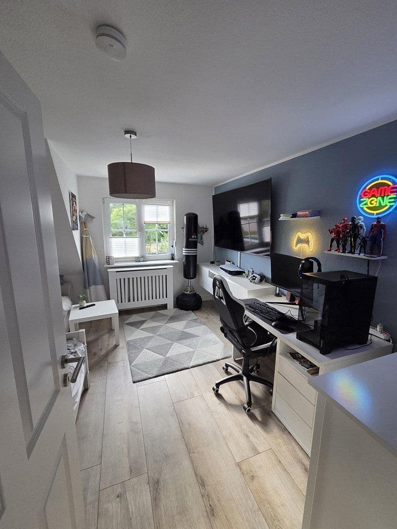 Prodej domu 125 m², pozemek 350 m², Itzehoe, Šlesvicko-Holštýnsko Prodej domu 125 m², pozemek 350 m², Itzehoe, Šlesvicko-Holštýnsko