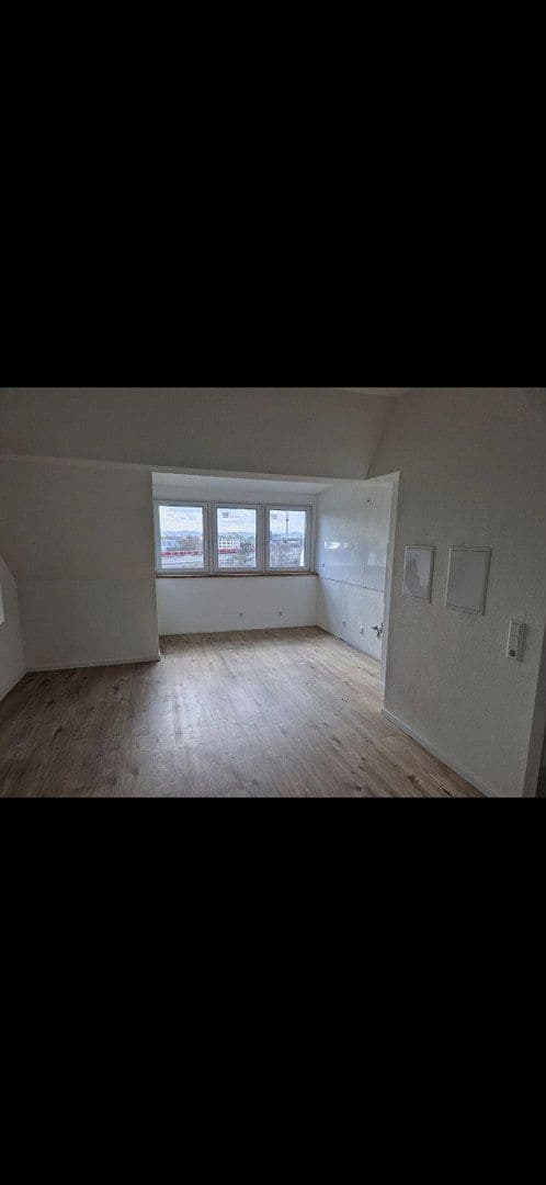Prodej bytu 2+1 62 m², Ludwigshafen, Porýní-Falc Prodej bytu 2+1 62 m², Ludwigshafen, Porýní-Falc