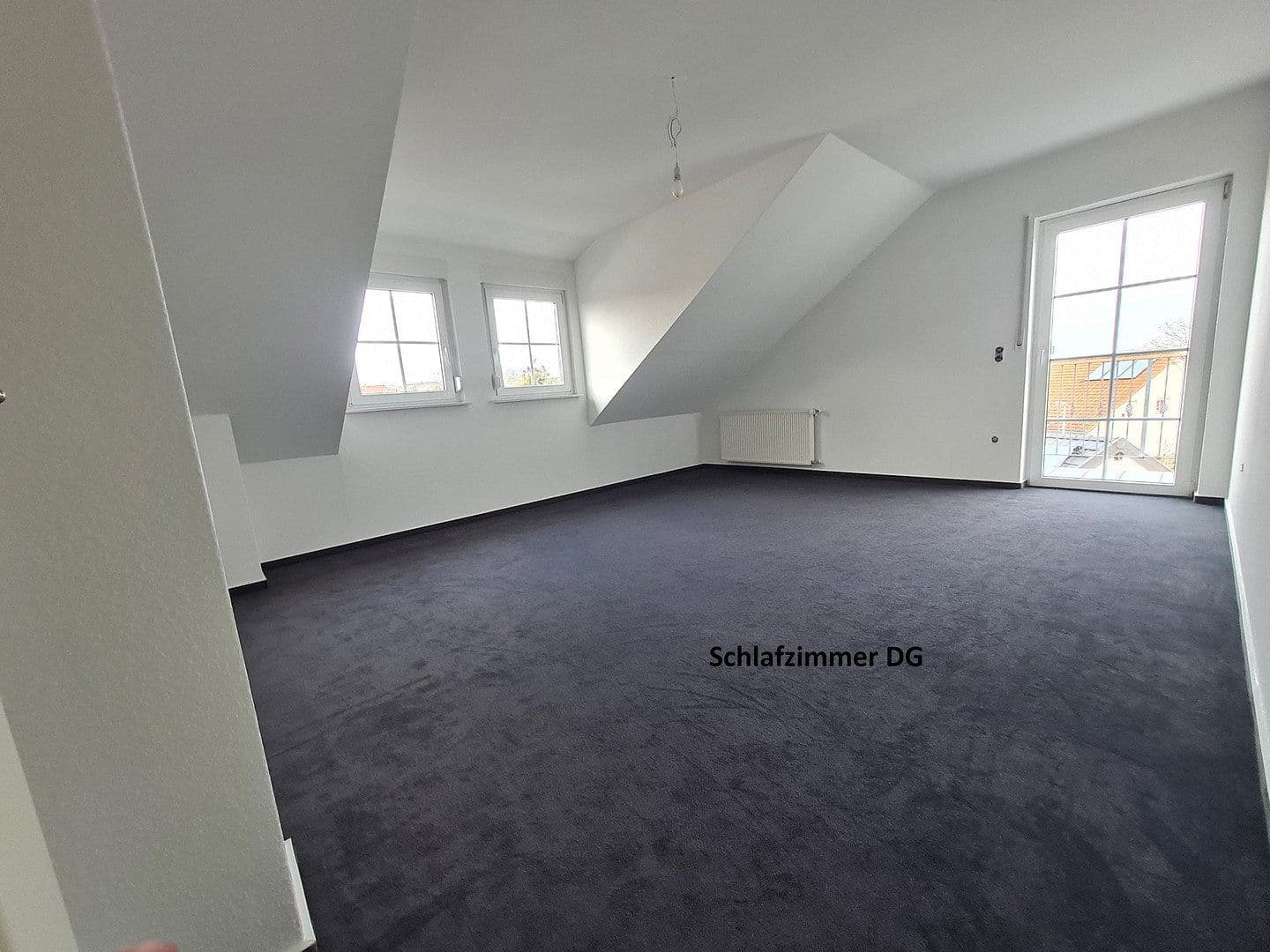 Prodej bytu 6+1 187 m², Auguste-Schmidt-Straße 38, Zweibrücken, Porýní-Falc Prodej bytu 6+1 187 m², Auguste-Schmidt-Straße 38, Zweibrücken, Porýní-Falc