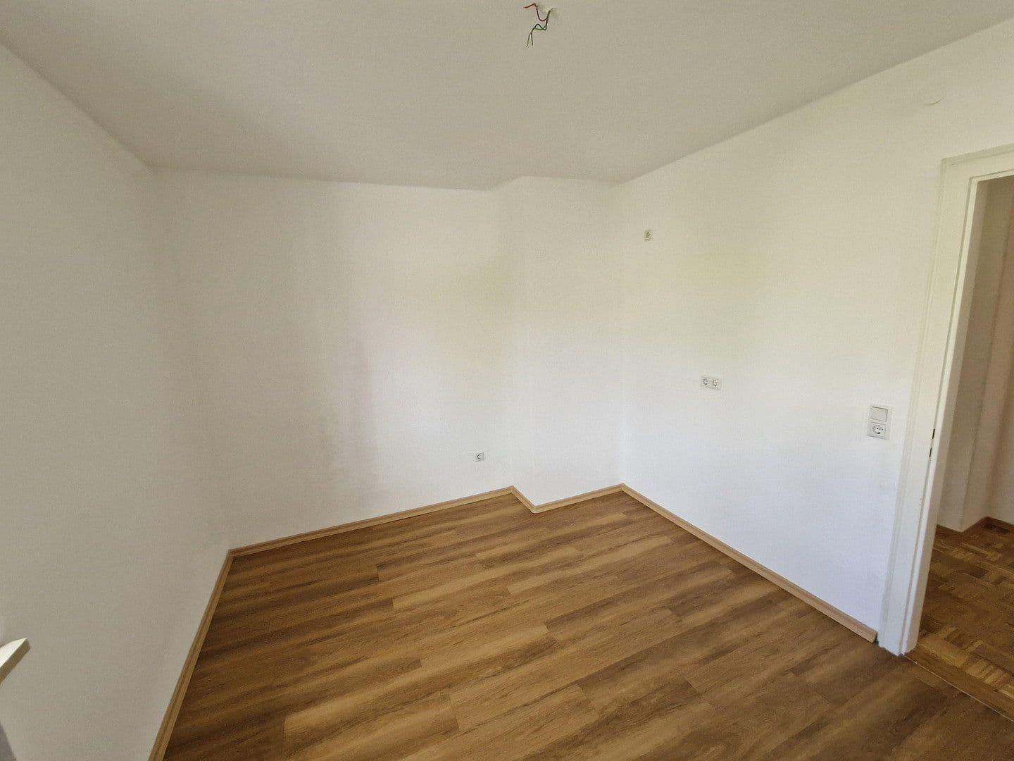 Pronájem bytu 3+1 79 m², Stettenstraße 36, Augsburg, Bavorsko Pronájem bytu 3+1 79 m², Stettenstraße 36, Augsburg, Bavorsko