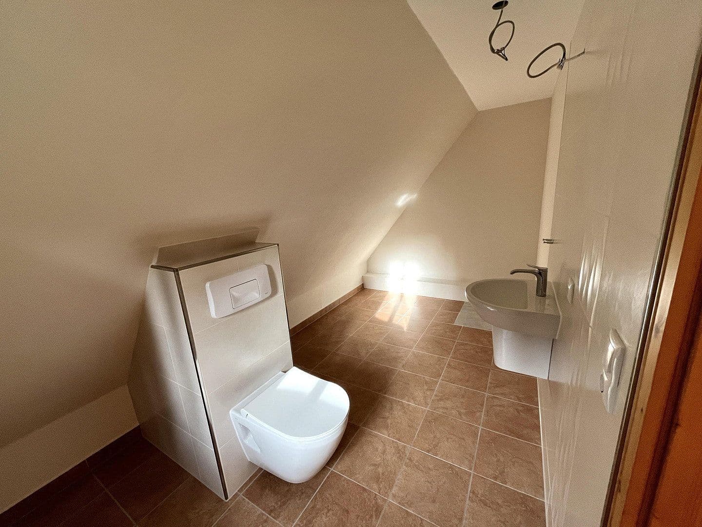 Prodej domu 268 m², pozemek 10.000 m², Eibenstock, Sasko Prodej domu 268 m², pozemek 10.000 m², Eibenstock, Sasko