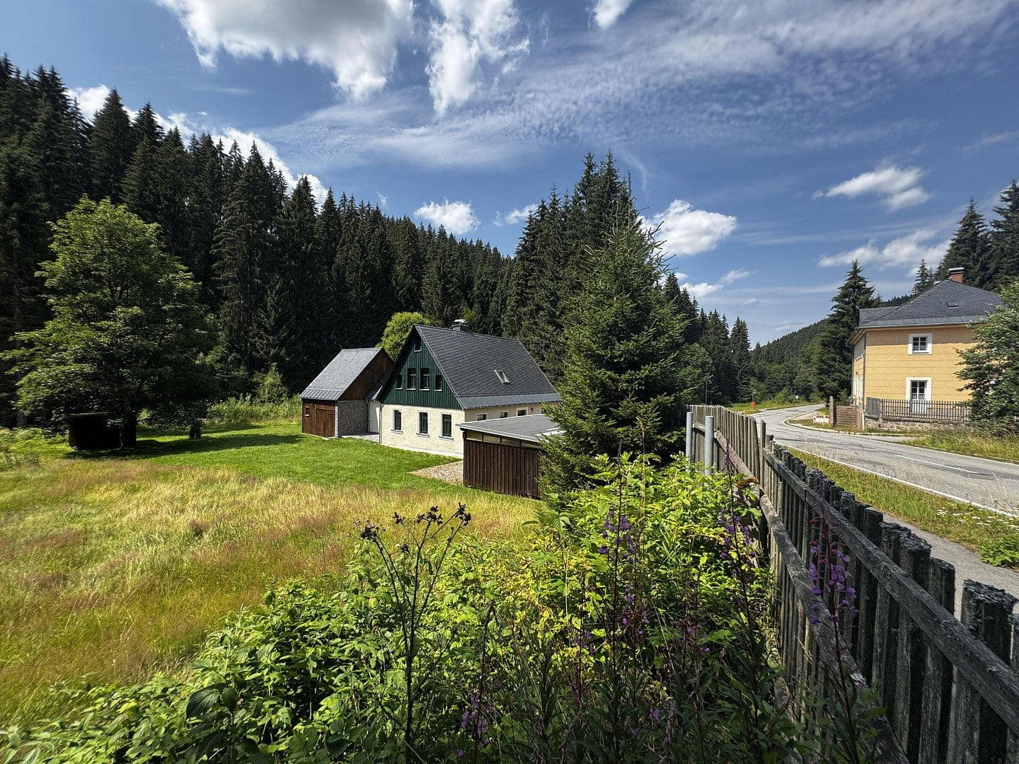 Prodej domu 268 m², pozemek 10.000 m², Eibenstock, Sasko Prodej domu 268 m², pozemek 10.000 m², Eibenstock, Sasko