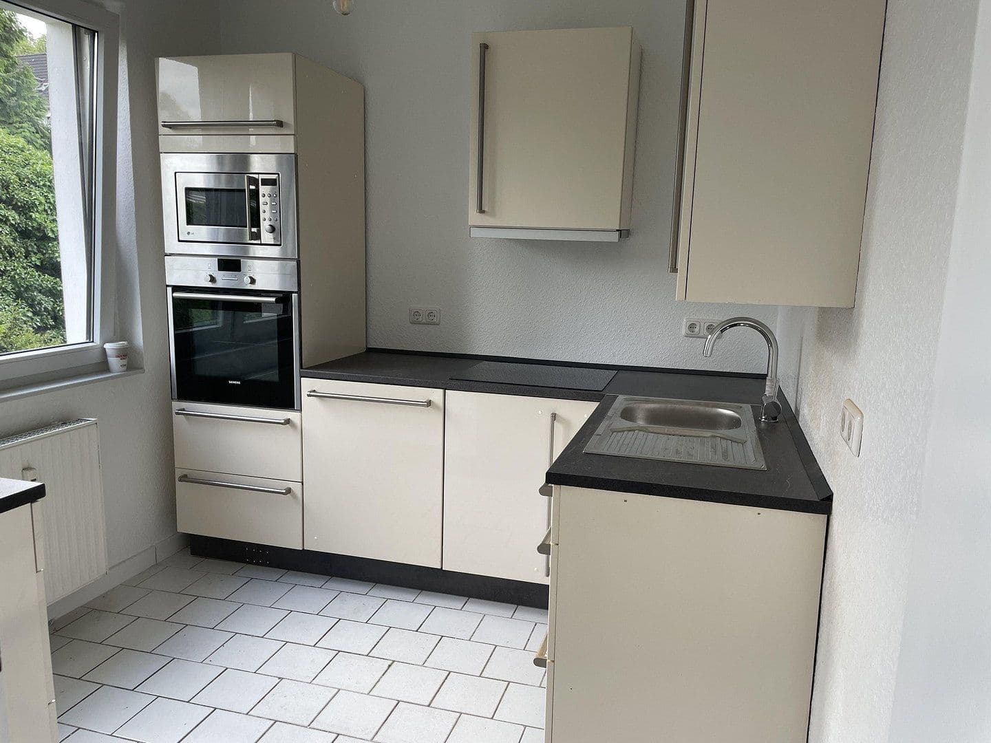 Pronájem bytu 2+1 46 m², Essen, Severní Porýní-Vestfálsko Pronájem bytu 2+1 46 m², Essen, Severní Porýní-Vestfálsko