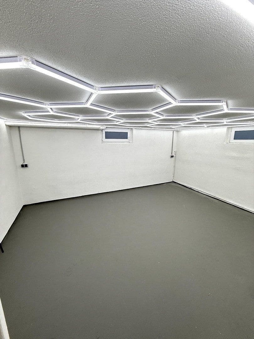 Prodej bytu 3+1 70 m², Kornwestheim, Bádensko-Württembersko Prodej bytu 3+1 70 m², Kornwestheim, Bádensko-Württembersko