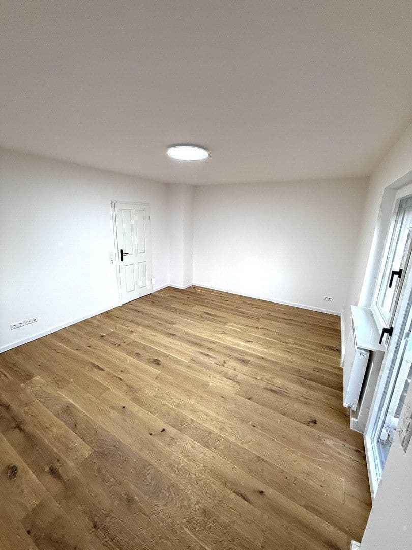 Prodej bytu 3+1 70 m², Kornwestheim, Bádensko-Württembersko Prodej bytu 3+1 70 m², Kornwestheim, Bádensko-Württembersko