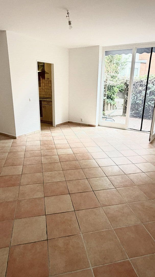 Prodej bytu 3+1 75 m², Ritterfelddamm 114b, Berlin, Berlín Prodej bytu 3+1 75 m², Ritterfelddamm 114b, Berlin, Berlín
