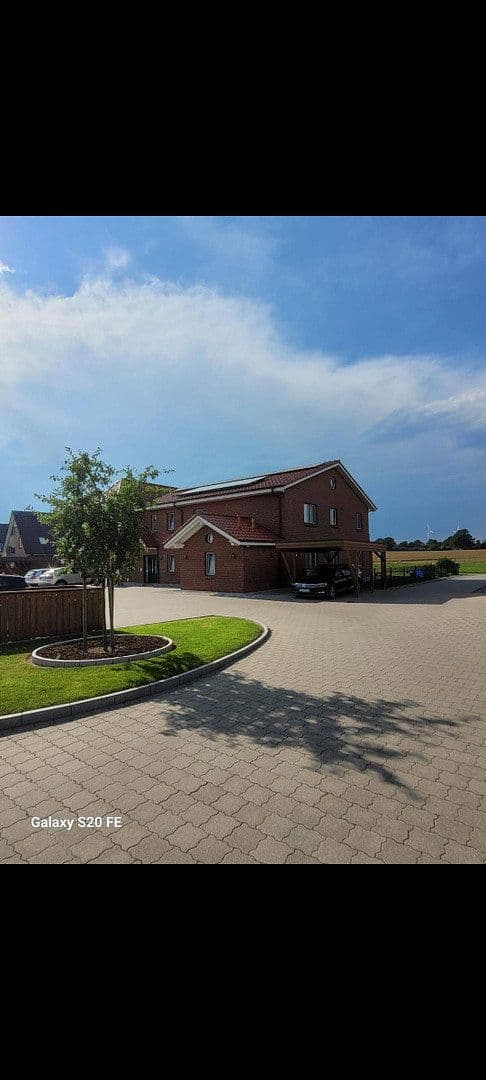 Pronájem bytu 5+1 155 m², Franzdorfer Weg 22, Schiphorst, Šlesvicko-Holštýnsko Pronájem bytu 5+1 155 m², Franzdorfer Weg 22, Schiphorst, Šlesvicko-Holštýnsko