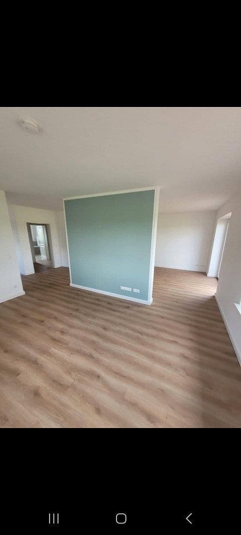 Pronájem bytu 5+1 155 m², Franzdorfer Weg 22, Schiphorst, Šlesvicko-Holštýnsko Pronájem bytu 5+1 155 m², Franzdorfer Weg 22, Schiphorst, Šlesvicko-Holštýnsko