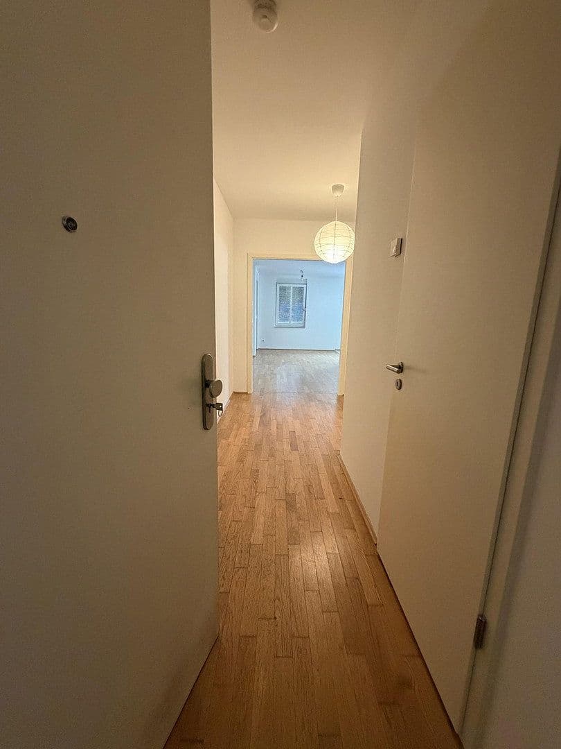 Pronájem bytu 2+1 82 m², Richard-Sorge-Str. 52, Berlin, Berlín Pronájem bytu 2+1 82 m², Richard-Sorge-Str. 52, Berlin, Berlín