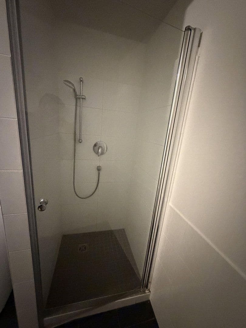 Pronájem bytu 2+1 82 m², Richard-Sorge-Str. 52, Berlin, Berlín Pronájem bytu 2+1 82 m², Richard-Sorge-Str. 52, Berlin, Berlín
