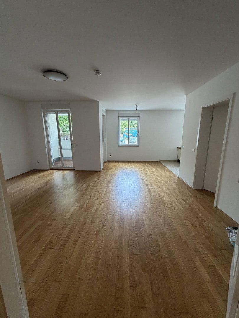 Pronájem bytu 2+1 82 m², Richard-Sorge-Str. 52, Berlin, Berlín Pronájem bytu 2+1 82 m², Richard-Sorge-Str. 52, Berlin, Berlín