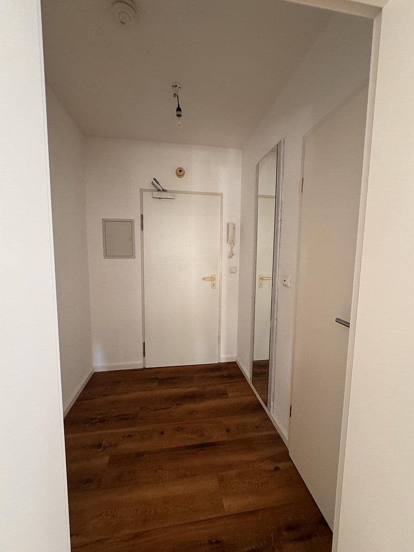 Pronájem bytu 2+1 70 m², Berliner Straße, Schwalbach am Taunus, Hessen Pronájem bytu 2+1 70 m², Berliner Straße, Schwalbach am Taunus, Hessen