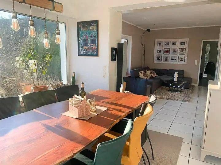 Prodej domu 200 m², pozemek 1.600 m², Balduinstein, Porýní-Falc Prodej domu 200 m², pozemek 1.600 m², Balduinstein, Porýní-Falc